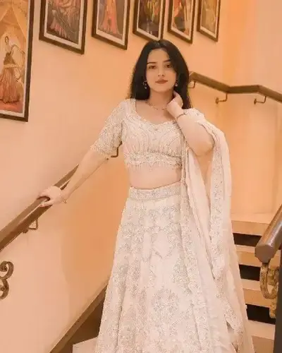 Escort Barhaj